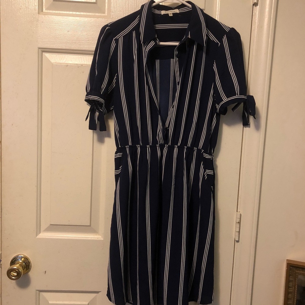 Dress with pockets